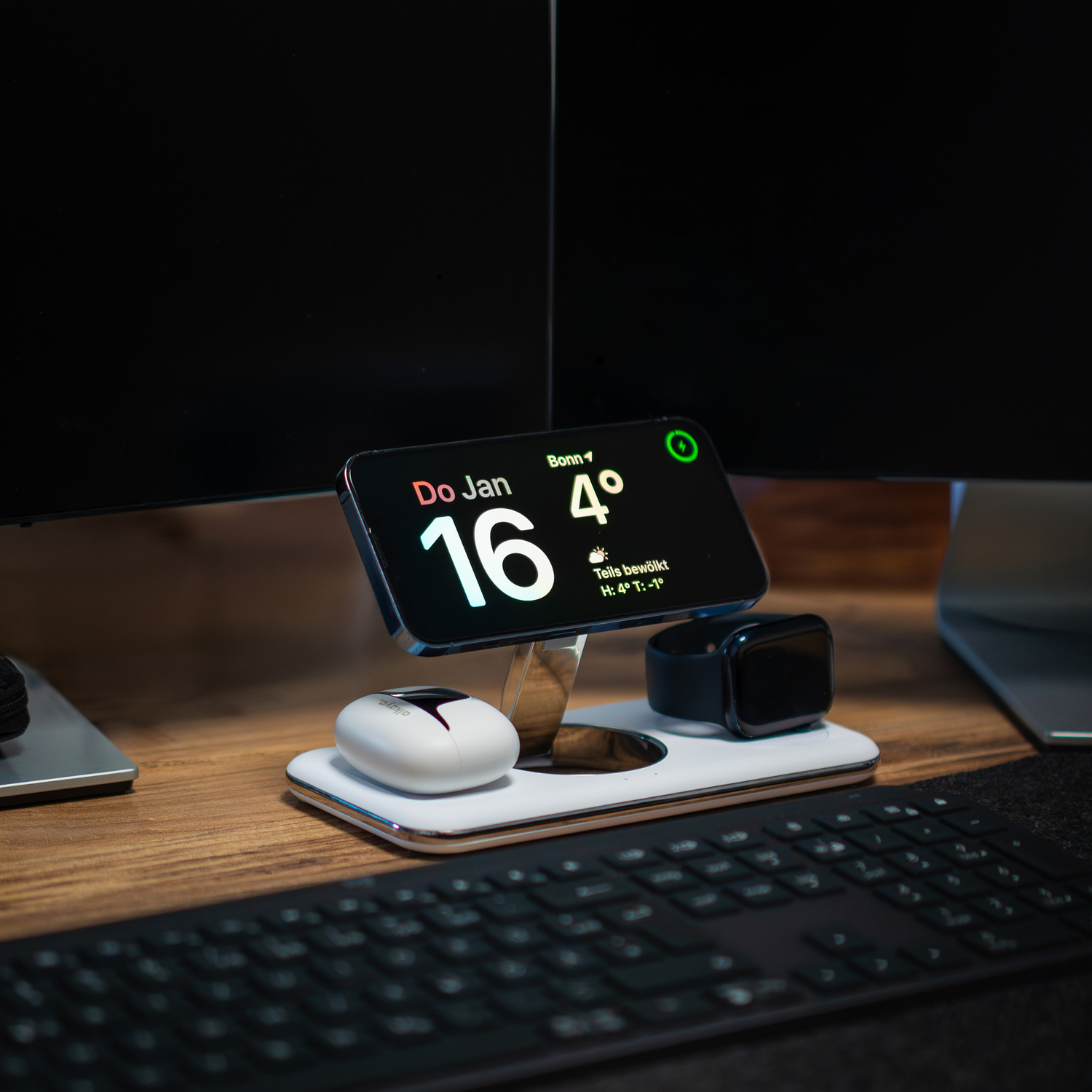 alkaya. | Trifector | 3 in 1 Wireless Ladestation: Handy, Apple Watch und Headset, Kompatibel mit MagSafe-Zubehör, weiß